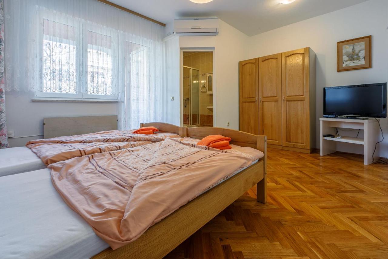 Apartments Villa 7 Crikvenica Εξωτερικό φωτογραφία
