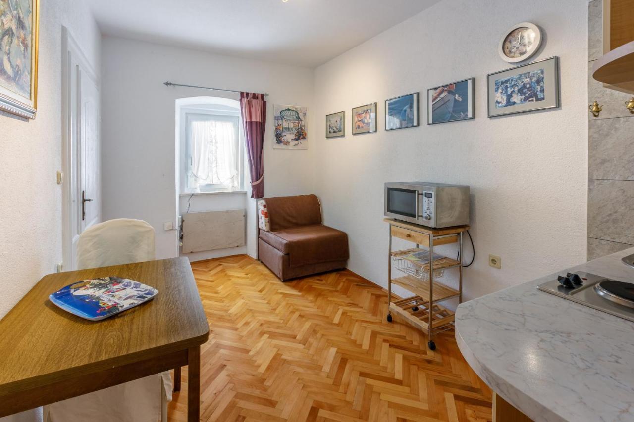 Apartments Villa 7 Crikvenica Εξωτερικό φωτογραφία